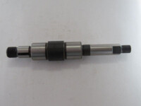 Вал водяного насоса ЯМЗ 236-238 (нового зразка) під підшипники 180305