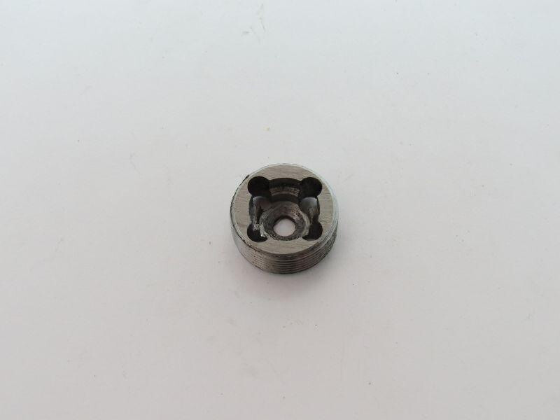 Корпус клапана головки компрессора МТЗ, ЮМЗ, Т-40 (старого образца)